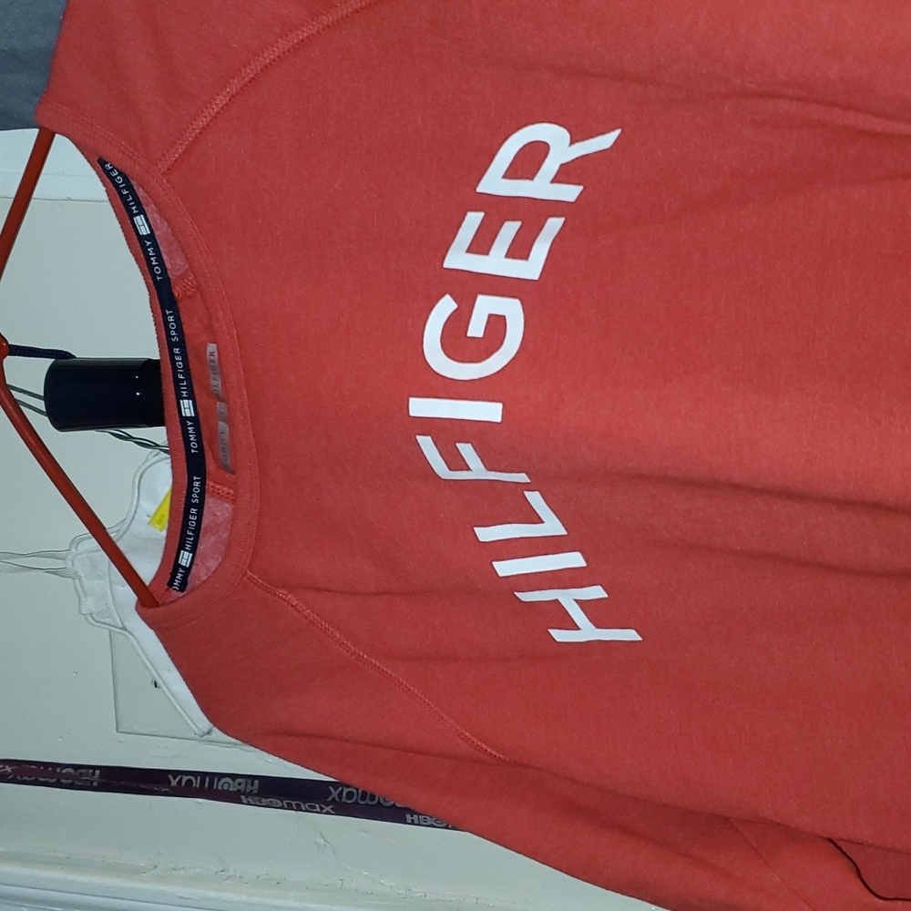 tommy hilfiger sweater.